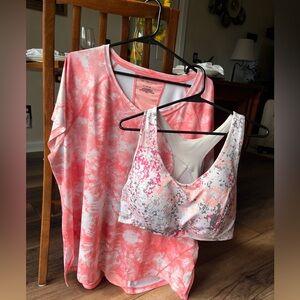 TekGear Coral V-neck Short Sleeve Shirt Paint Splotch Sports Bra included! 2X